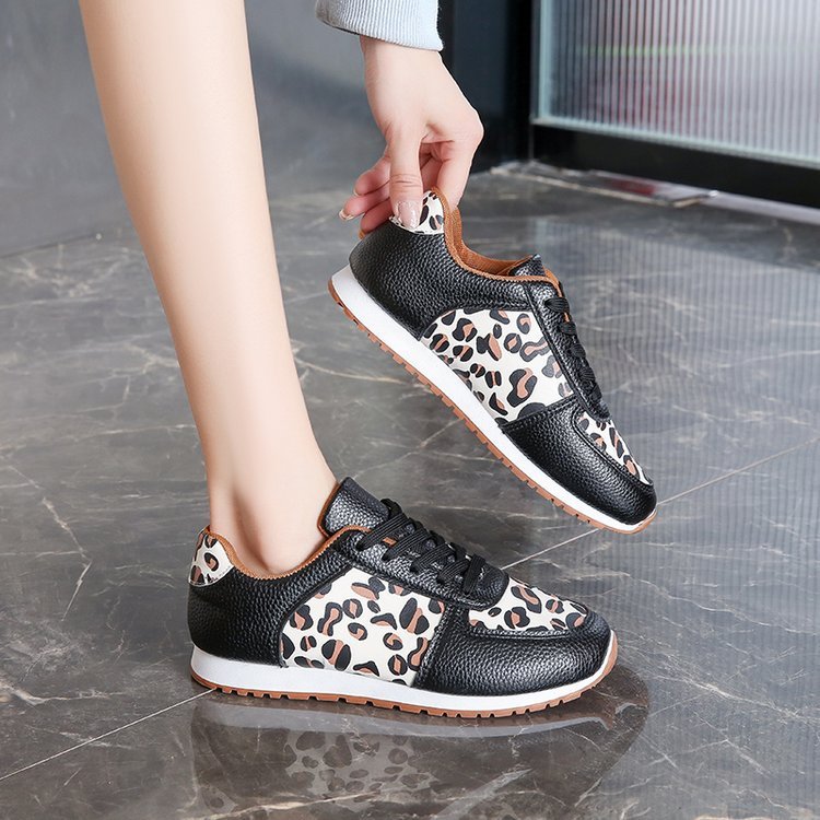 Mix and match leopard Sneaker